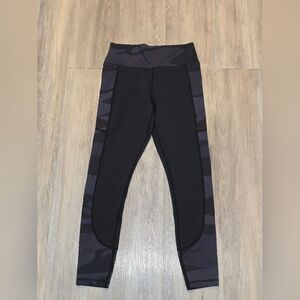 Women Leggings Size Medium Good condition Super Cute